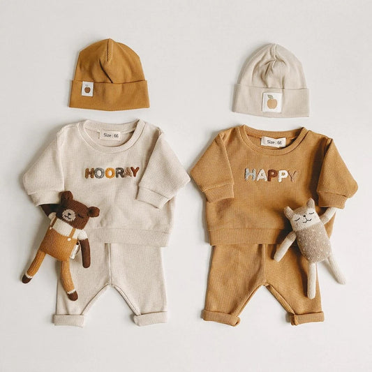 Baby Clothing Set: Newborn Sweatshirt + Pants